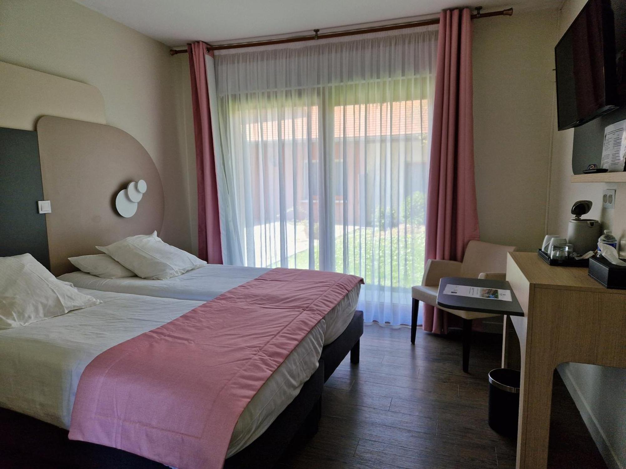 Sure Hotel By Best Western Saint-Quentin Ouest Holnon Exterior photo